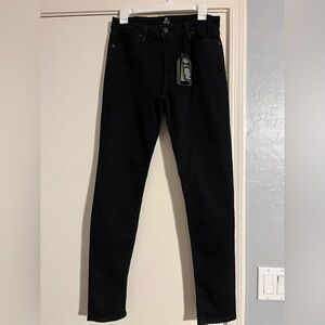 NWT JUSTBLACK skinny JEANS charcoal size 31
9” rise. Premium denim collection